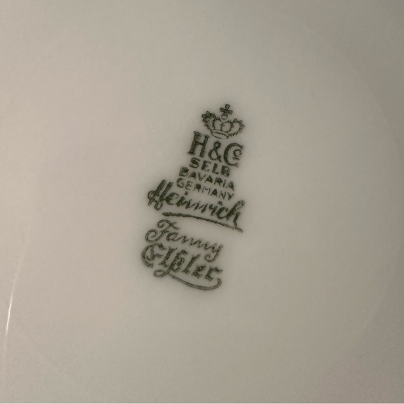 Du Barry by Heinrich H&C Dinner Plates - Picture 4 of 4